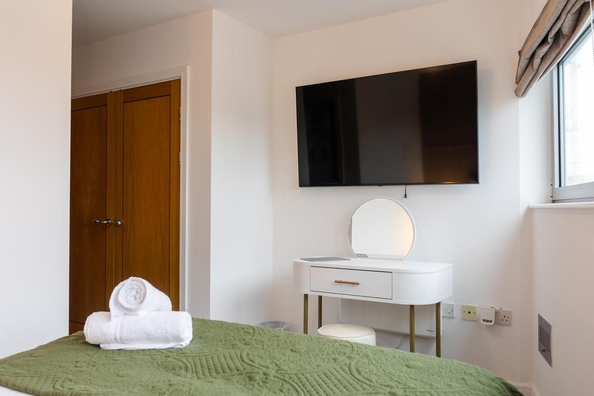 Apartment Trendy Centre With Free Parking Cardiff